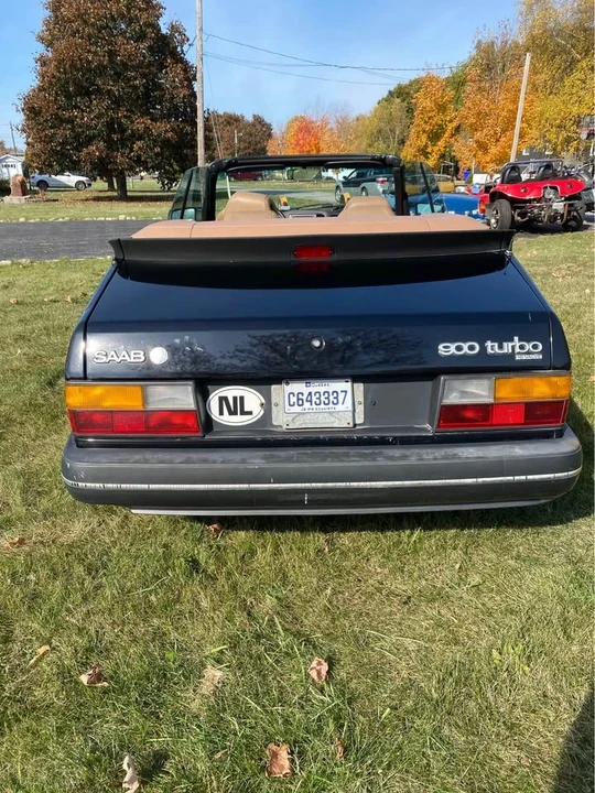 1991 Saab 900 1st Gen - Image 10 of 11