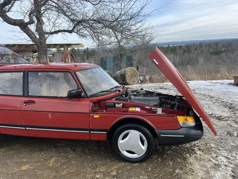 1991 Saab 900 BASE