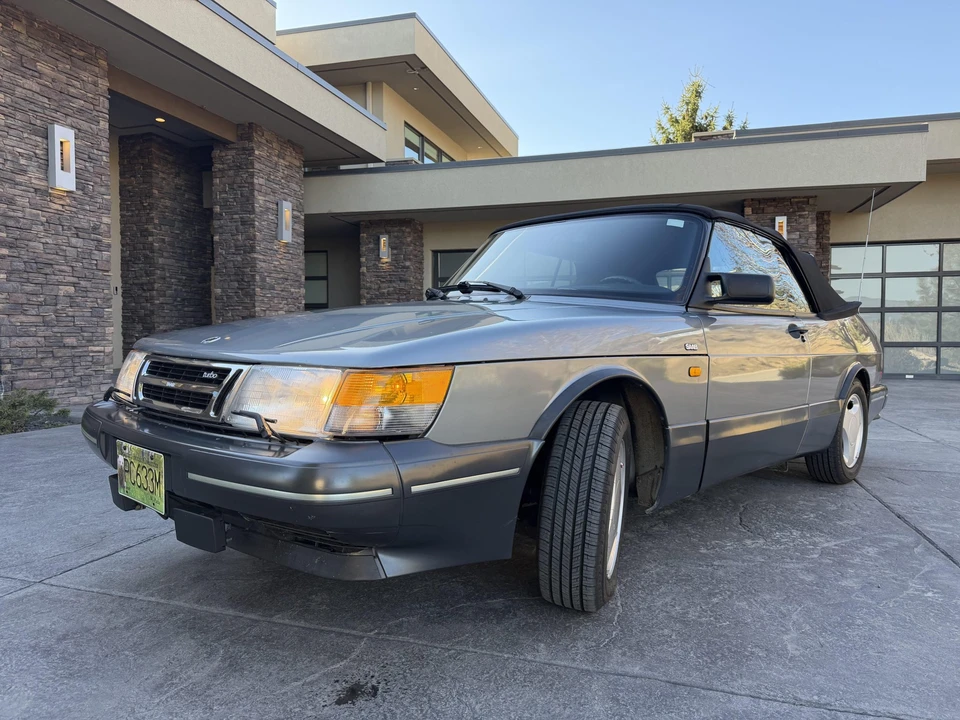 1991 Saab 900 Turbo 1st Gen - Image 17 of 31