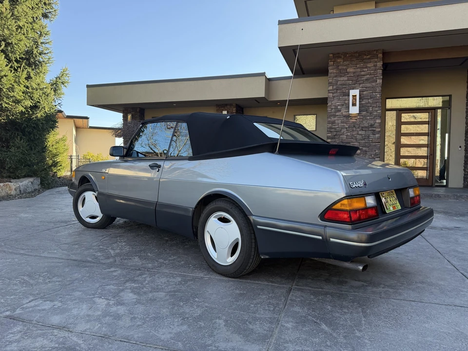 1991 Saab 900 Turbo 1st Gen - Image 19 of 31