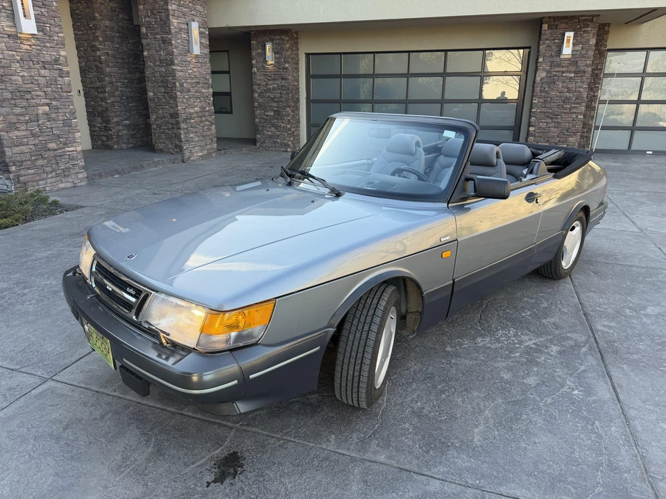 1991 Saab 900 Turbo 1st Gen - Image 23 of 31
