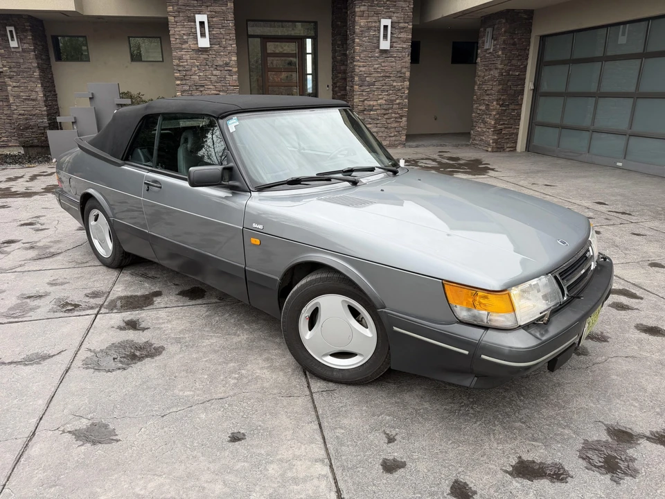 1991 Saab 900 Turbo 1st Gen - Image 9 of 31