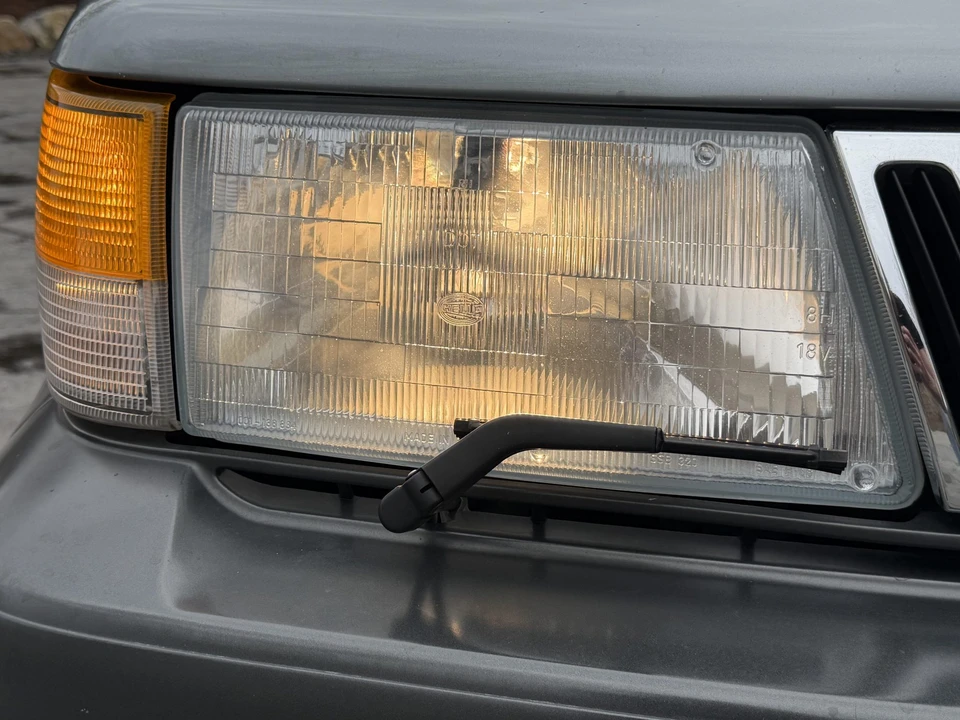 1991 Saab 900 Turbo 1st Gen - Image 30 of 31