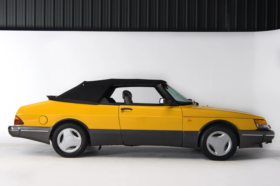 1991 Saab 900 Turbo 1st Gen - Image 19 of 31