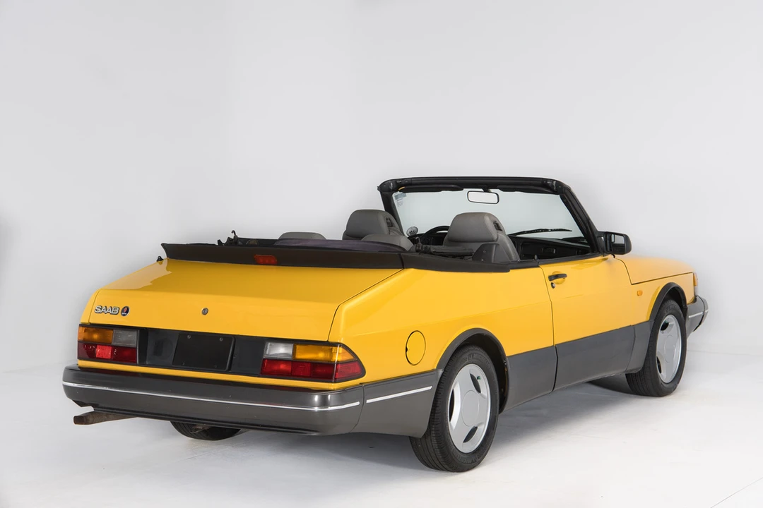1991 Saab 900 Turbo 1st Gen - Image 9 of 31