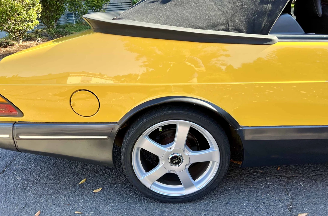 1991 Saab 900 1st Gen - Image 23 of 31