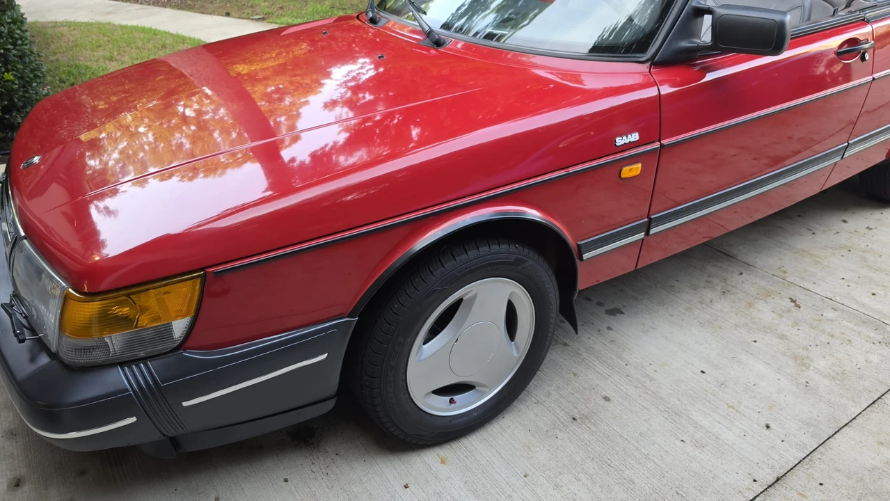 1991 Saab 900 Turbo 1st Gen - Image 15 of 31