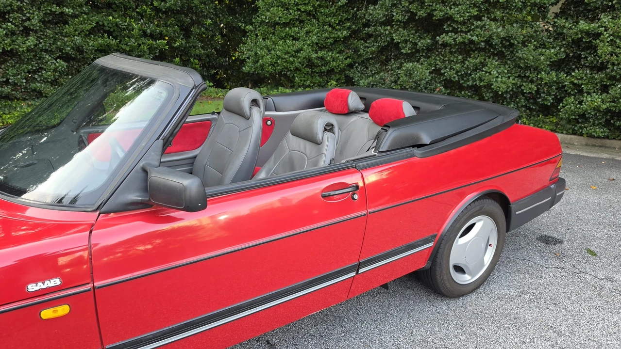 1991 Saab 900 Turbo 1st Gen - Image 19 of 31
