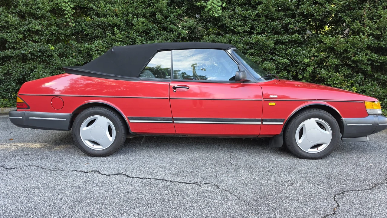 1991 Saab 900 Turbo 1st Gen - Image 8 of 31