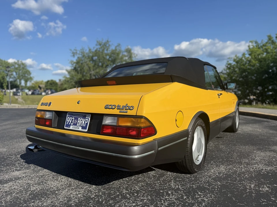 1991 Saab 900 Turbo 1st Gen - Image 8 of 31