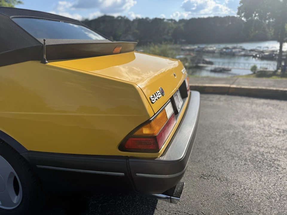 1991 Saab 900 Turbo 1st Gen - Image 20 of 31
