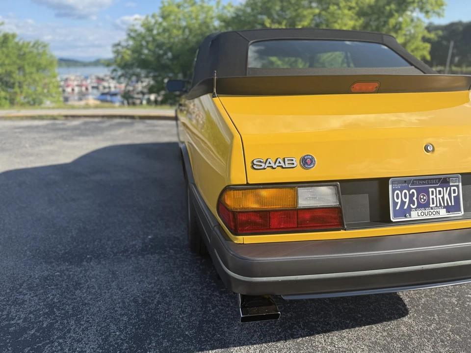 1991 Saab 900 Turbo 1st Gen - Image 22 of 31