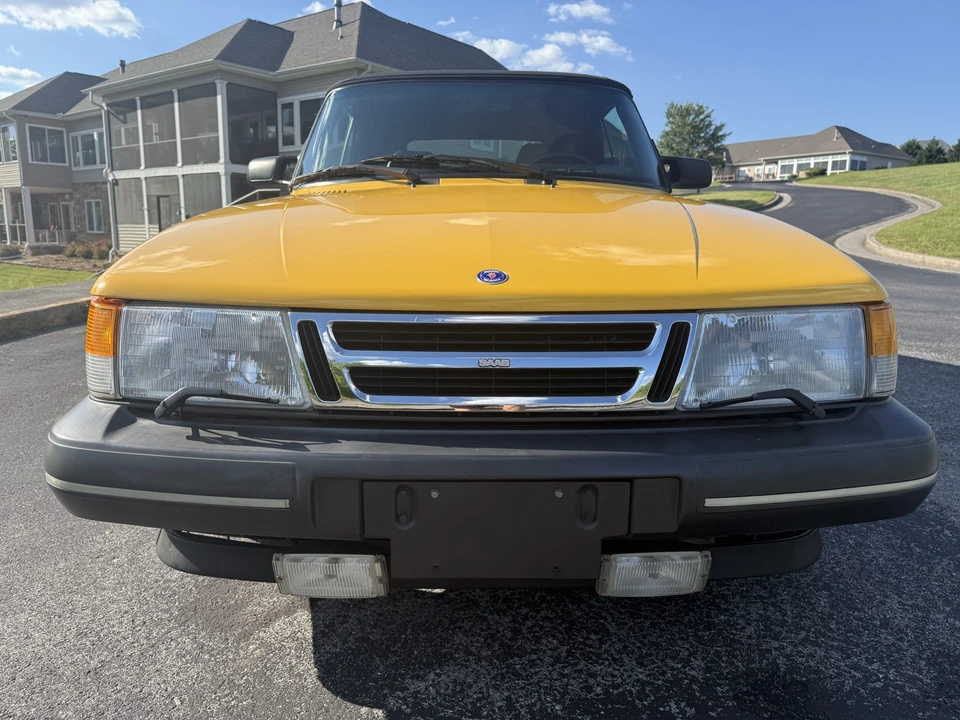 1991 Saab 900 Turbo 1st Gen - Image 14 of 31