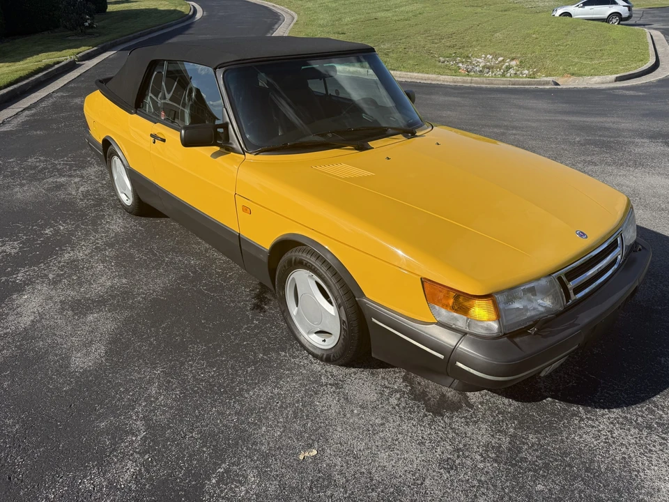 1991 Saab 900 Turbo 1st Gen - Image 12 of 31