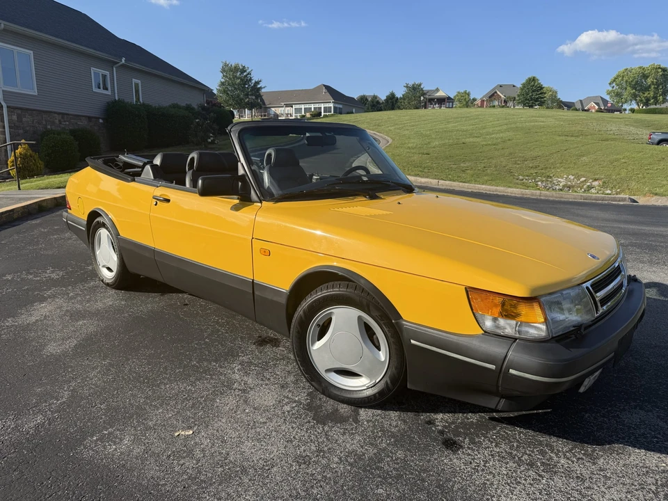 1991 Saab 900 Turbo 1st Gen - Image 2 of 31