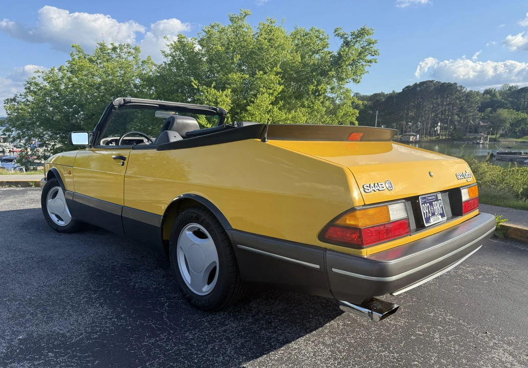 1991 Saab 900 Turbo 1st Gen - Image 5 of 31