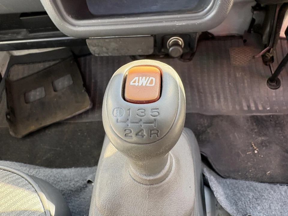 1991 Subaru Sambar 4th Gen - Image 11 of 21