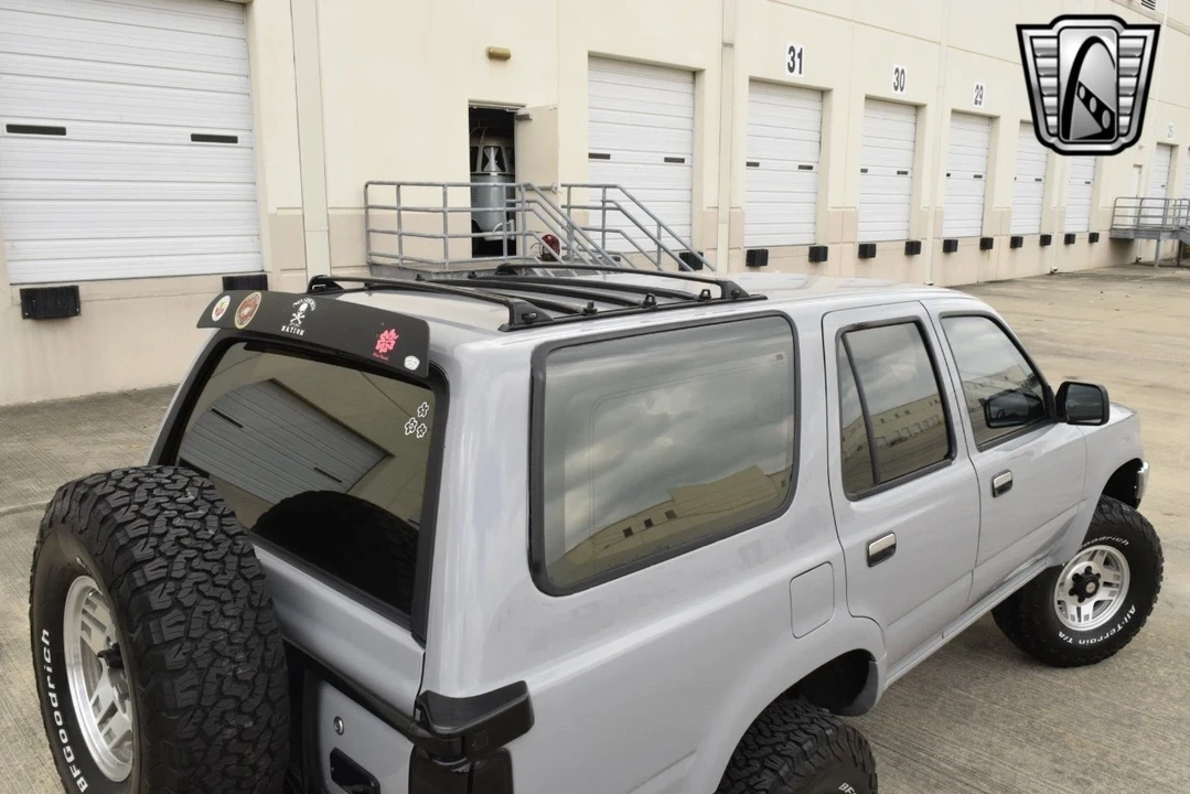 1991 Toyota 4Runner 2nd Gen - Image 10 of 21
