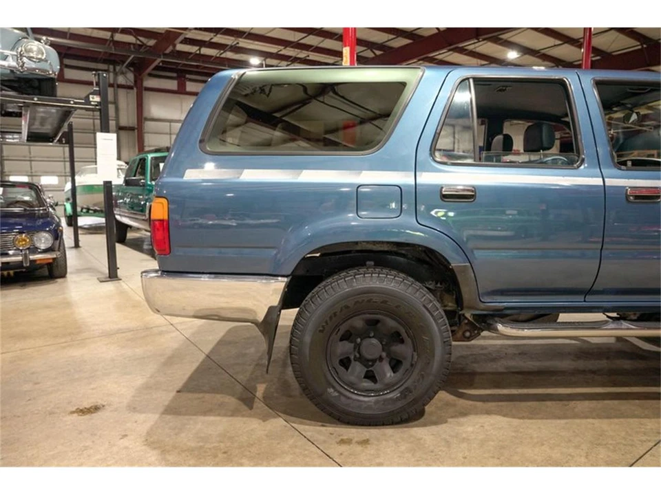 1991 Toyota 4Runner 2nd Gen - Image 9 of 31