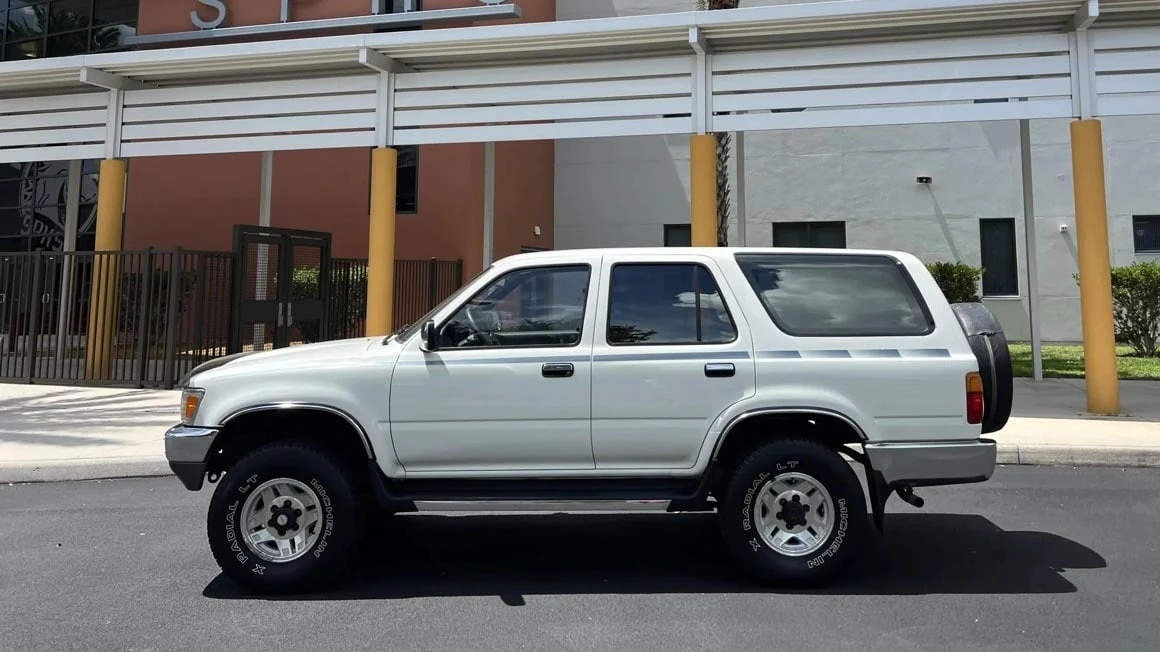 1991 Toyota 4Runner 2nd Gen - Image 13 of 14