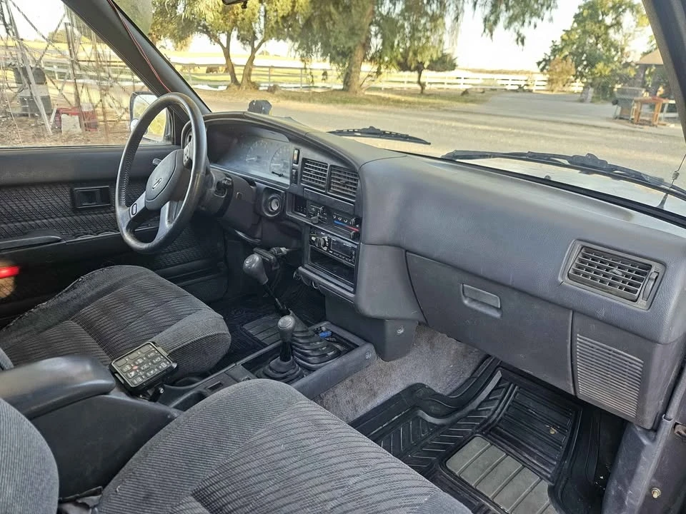1991 Toyota 4Runner 2nd Gen - Image 7 of 14