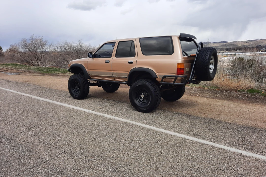 1991 Toyota 4Runner 2nd Gen - Image 11 of 31