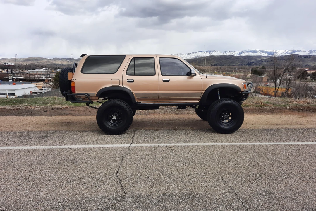 1991 Toyota 4Runner 2nd Gen - Image 16 of 31