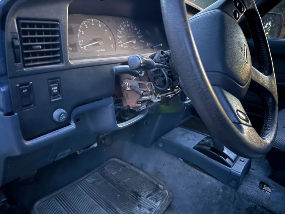1991 Toyota 4Runner 2nd Gen - Image 9 of 19