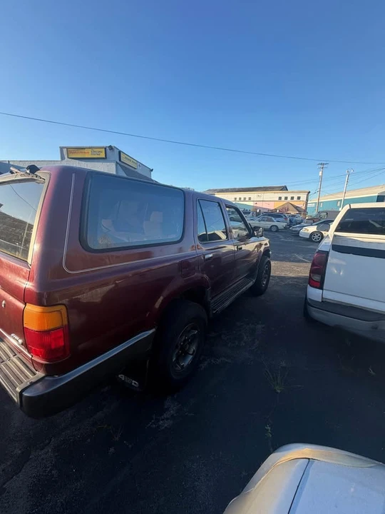 1991 Toyota 4Runner 2nd Gen - Image 4 of 11