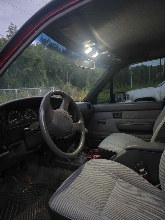 1991 Toyota 4Runner 2nd Gen - Image 12 of 16