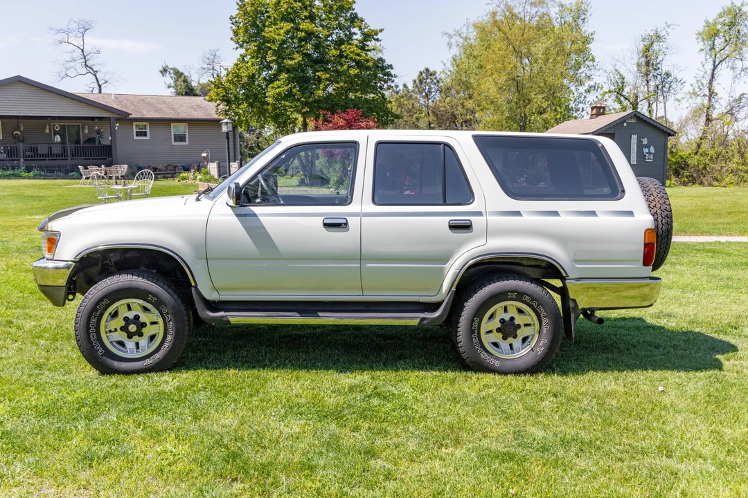 1991 Toyota 4Runner 2nd Gen - Image 7 of 31