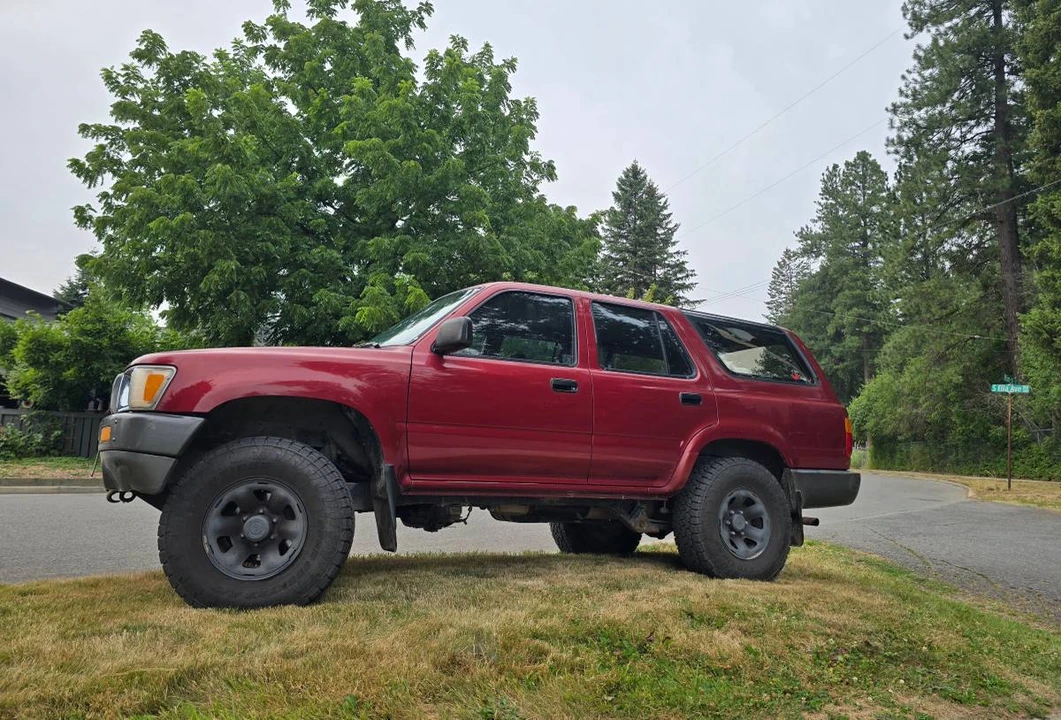 1991 Toyota 4Runner 2nd Gen - Image 2 of 13