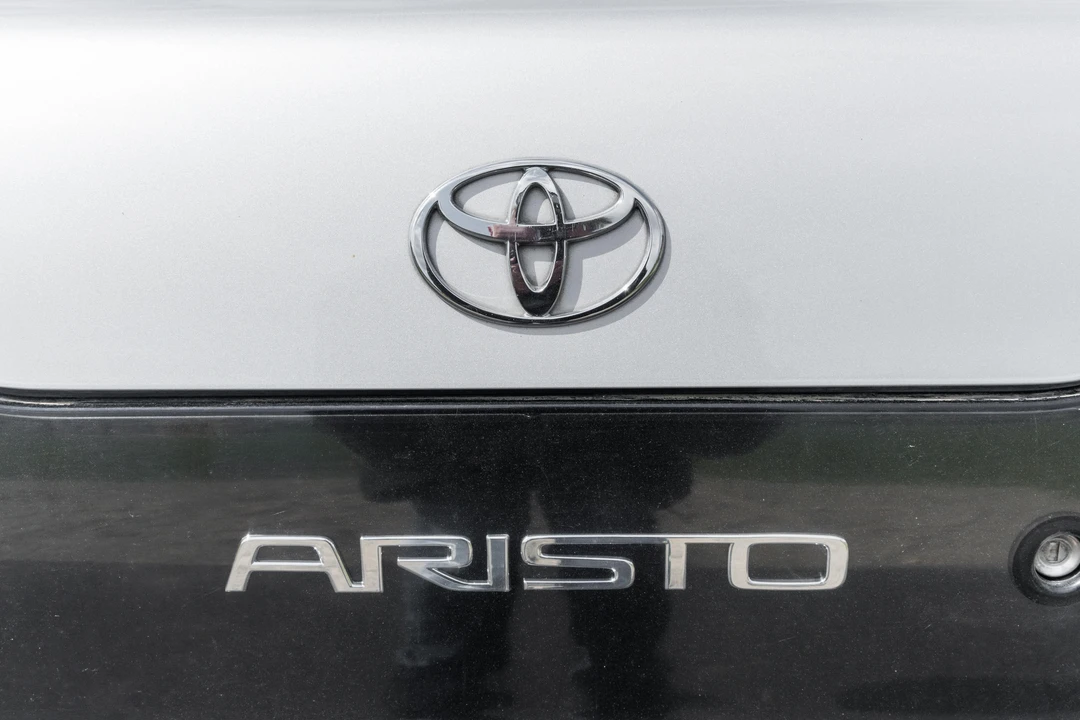 1991 Toyota Aristo - Image 24 of 31