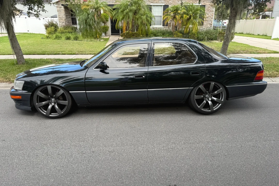 1991 Toyota Celsior 1st Gen - Image 3 of 31