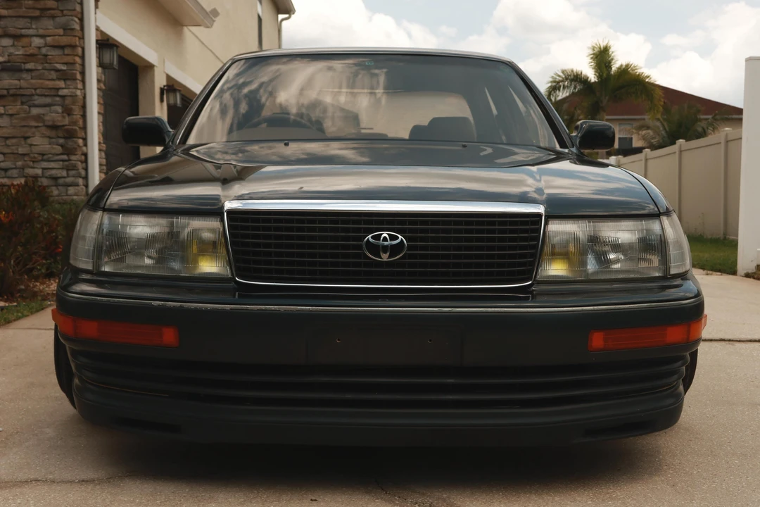 1991 Toyota Celsior 1st Gen - Image 2 of 31