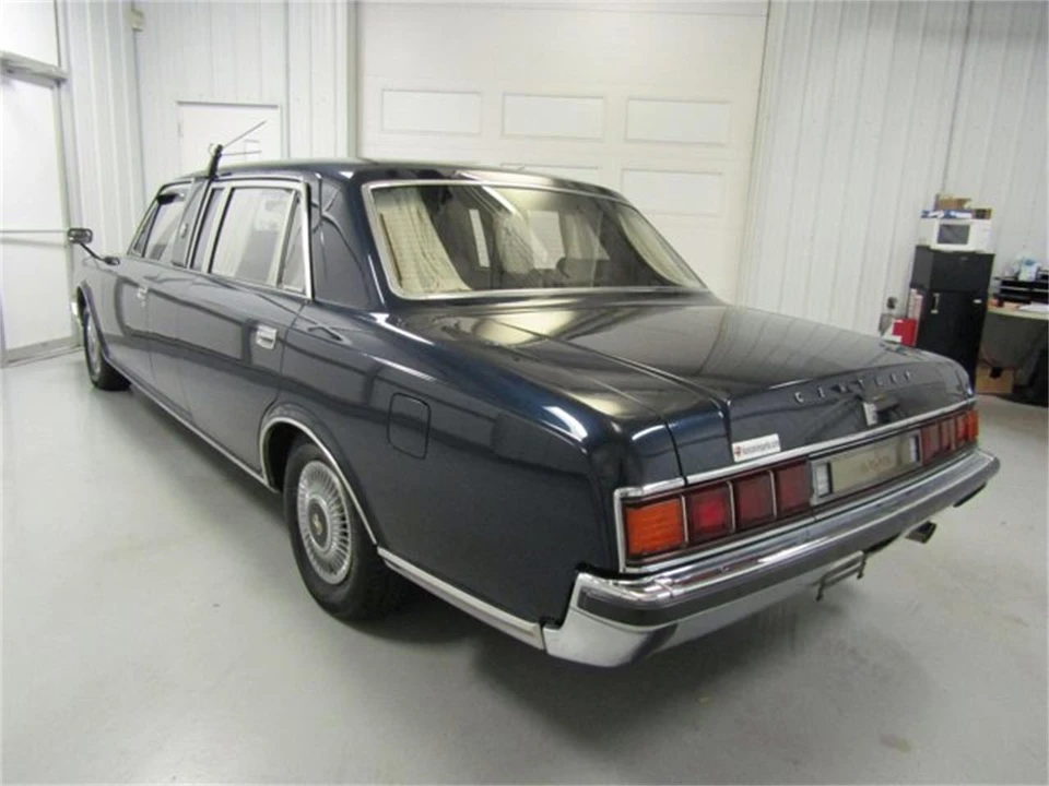 1991 Toyota Century 1st Gen - Image 5 of 31