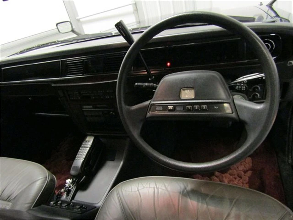 1991 Toyota Century 1st Gen - Image 17 of 31
