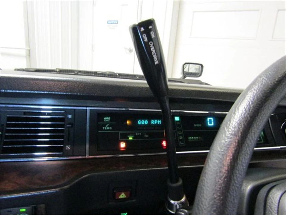 1991 Toyota Century 1st Gen - Image 26 of 31