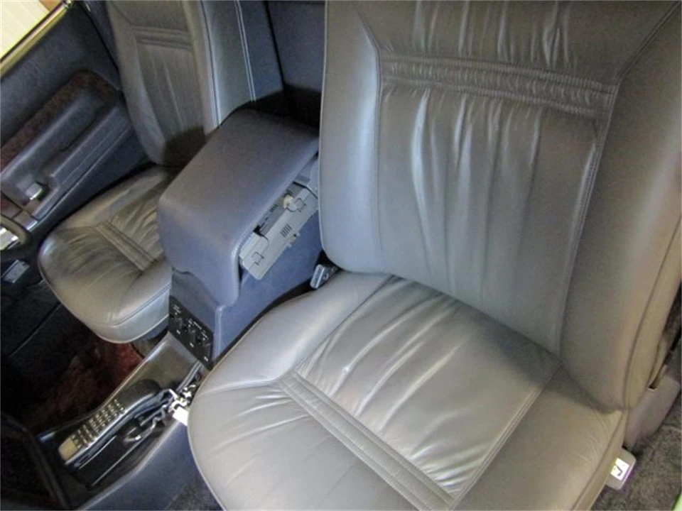 1991 Toyota Century 1st Gen - Image 14 of 31