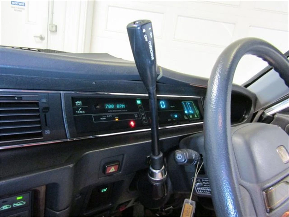 1991 Toyota Century 1st Gen - Image 23 of 31