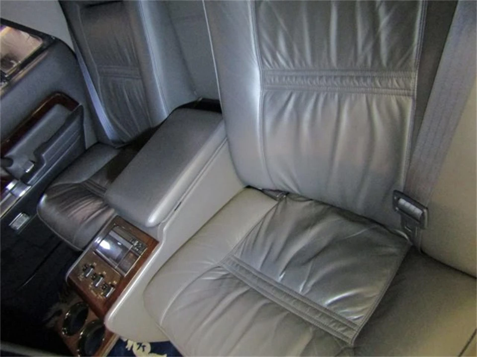 1991 Toyota Century 1st Gen - Image 16 of 31