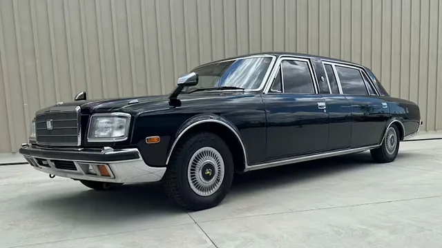 1991 Toyota Century Limousine
