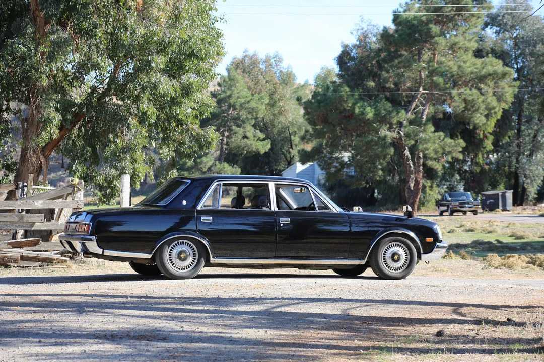 1991 Toyota Century 1st Gen - Image 2 of 31