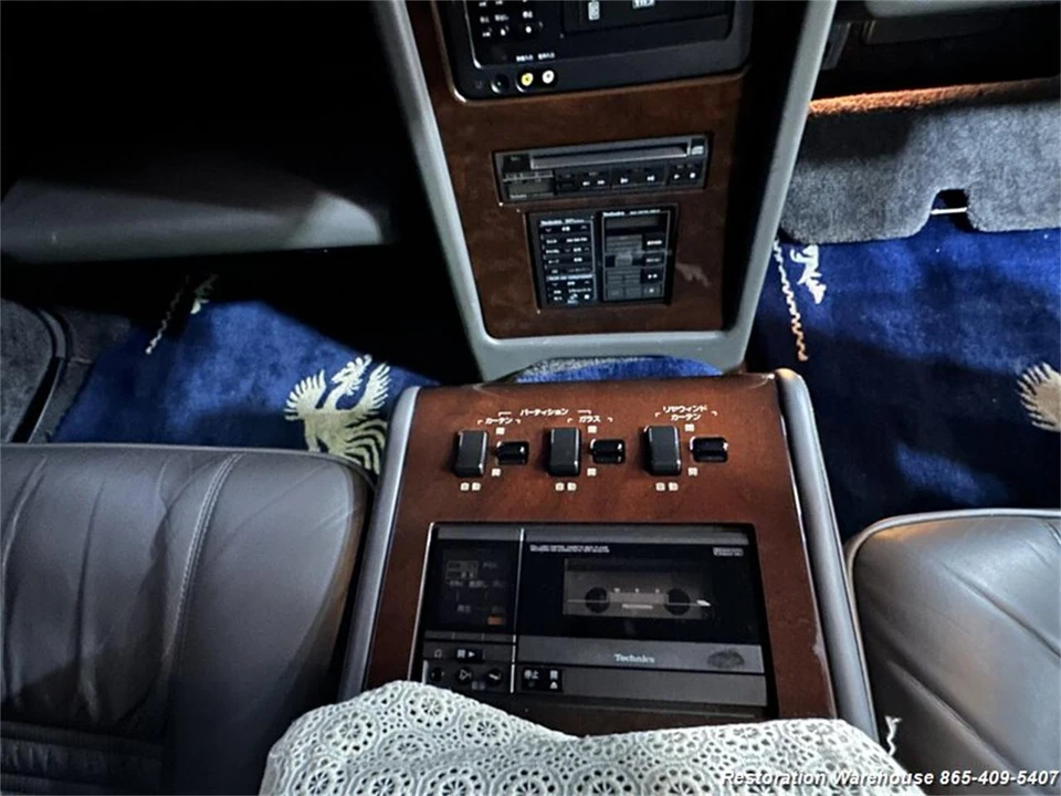 1991 Toyota Century 1st Gen - Image 10 of 17