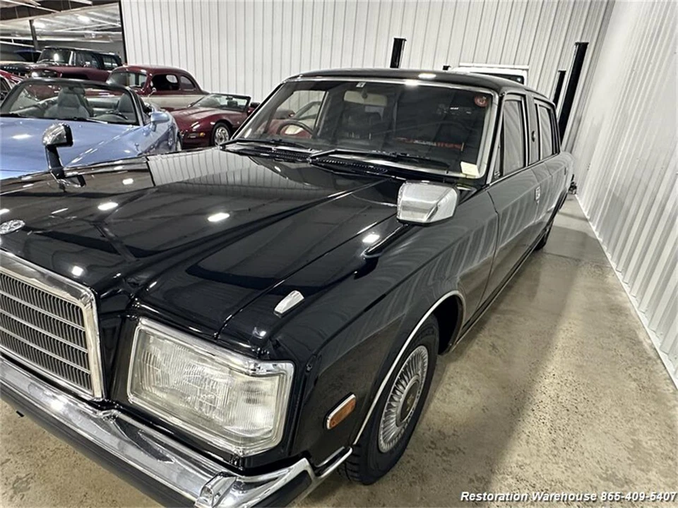 1991 Toyota Century 1st Gen - Image 8 of 17