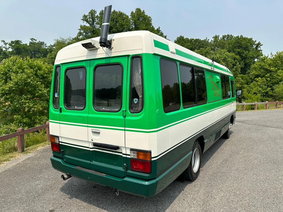 1991 Toyota Coaster 2nd Gen - Image 26 of 31