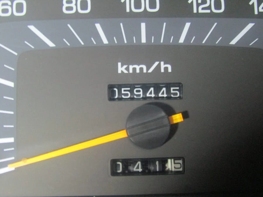1991 Toyota Crown 8th Gen - Image 6 of 12