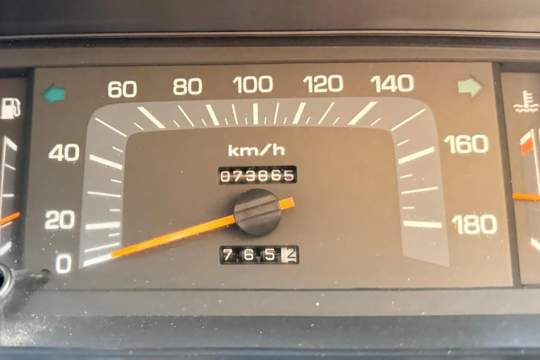 1991 Toyota Crown 8th Gen - Image 28 of 31