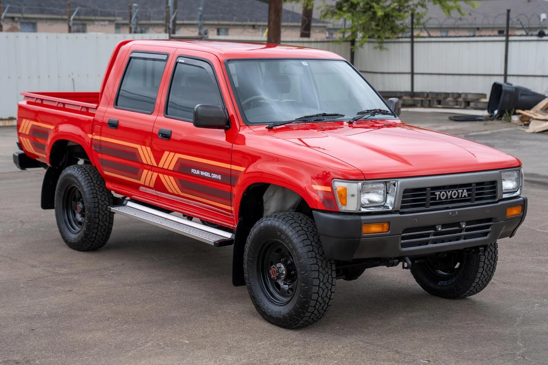 1991 Toyota Hilux 5th Gen - Image 8 of 31