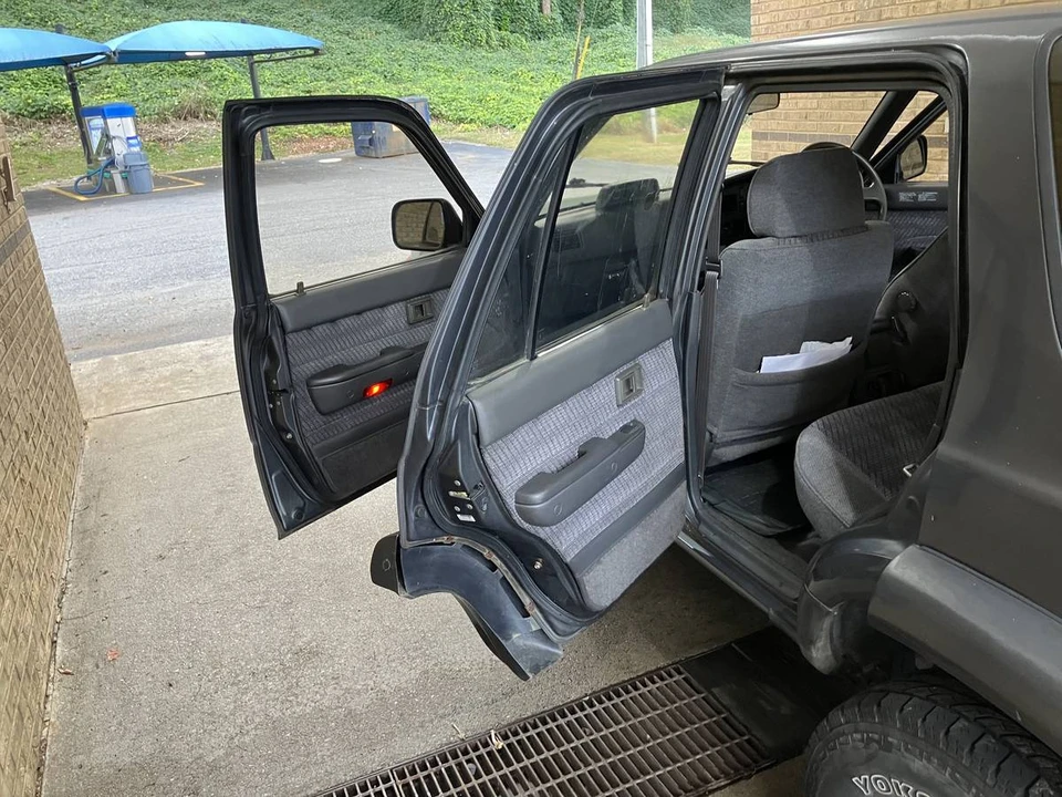 1991 Toyota 4Runner 2nd Gen - Image 14 of 24